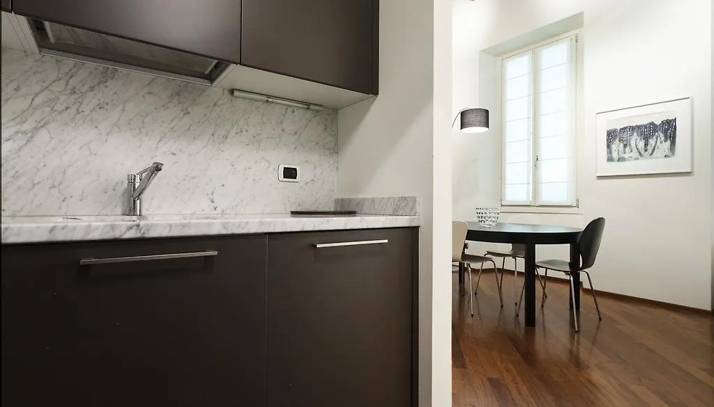 Italianway-Brisa Apartment Milan 0*,